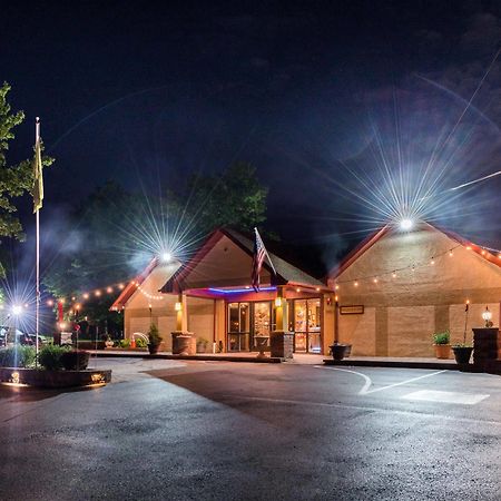 Inn Of The Dove Romantic Luxury & Business Suites 本赛霖姆 外观 照片