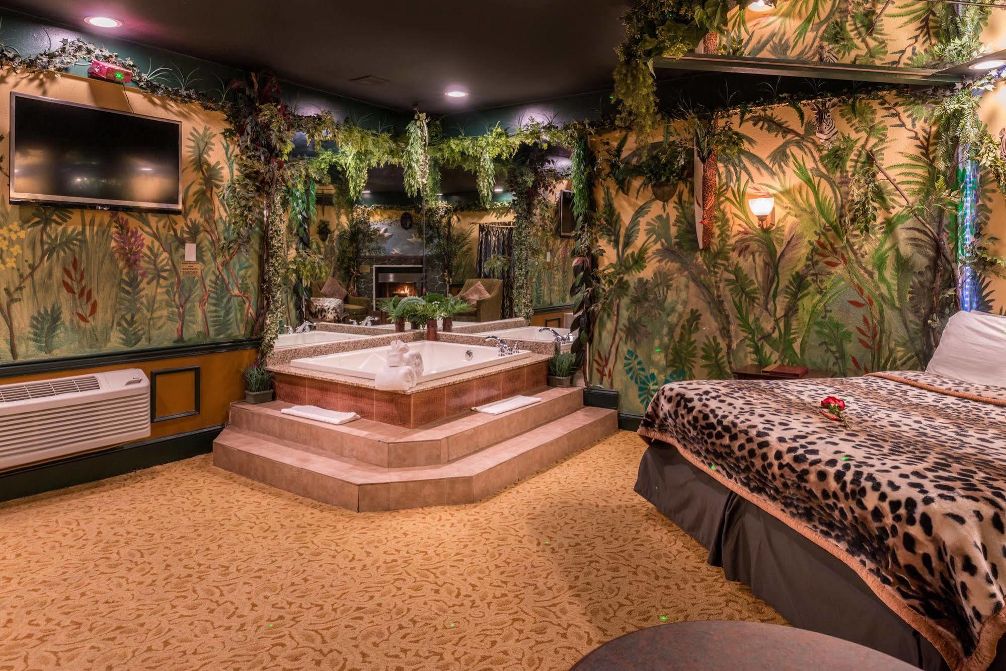 Inn Of The Dove Romantic Luxury & Business Suites 本赛霖姆 外观 照片