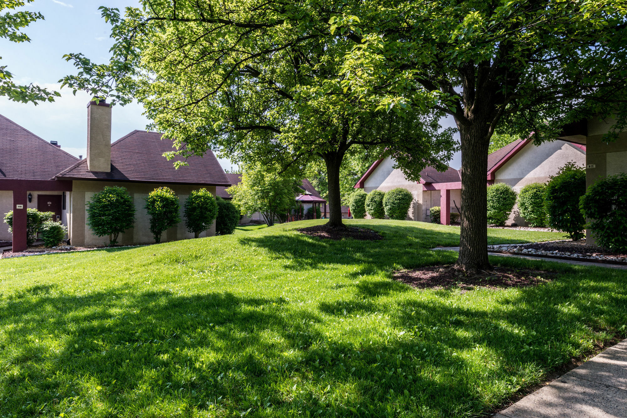 Inn Of The Dove Romantic Luxury & Business Suites 本赛霖姆 外观 照片