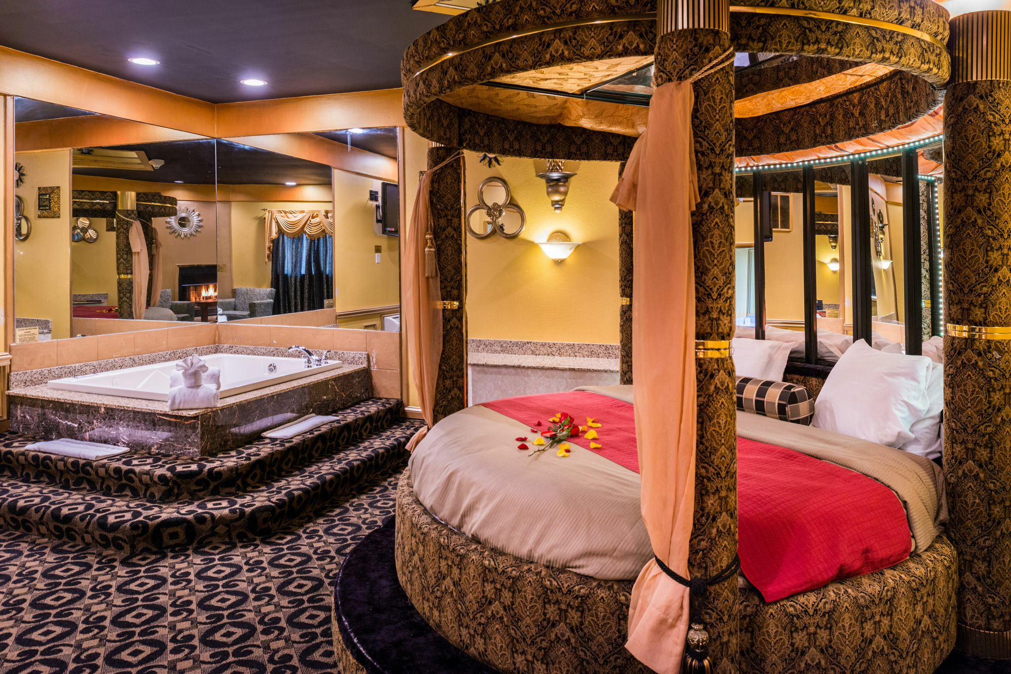 Inn Of The Dove Romantic Luxury & Business Suites 本赛霖姆 外观 照片